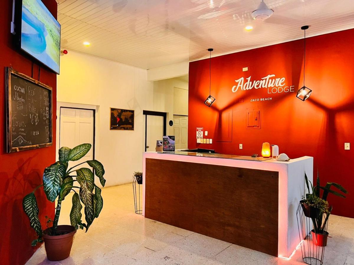 Hotel Adventure Lodge Jaco Bagian luar foto